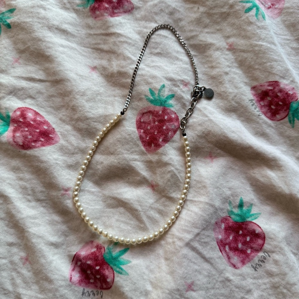 “RMR” Half Pearl & Half Silver Curb Chain Choker Length Hypoallergenic Necklace